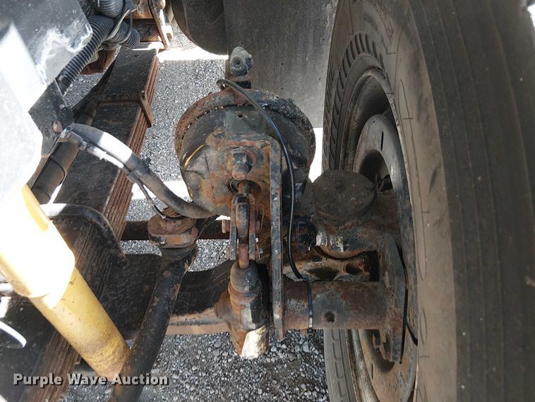 image for item EG1678 2010 International WorkStar 7500 Crew Cab crane truck