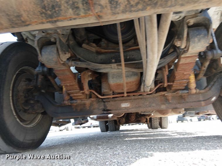 image for item EG1678 2010 International WorkStar 7500 Crew Cab crane truck