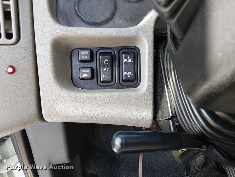 image for item EG1678 2010 International WorkStar 7500 Crew Cab crane truck