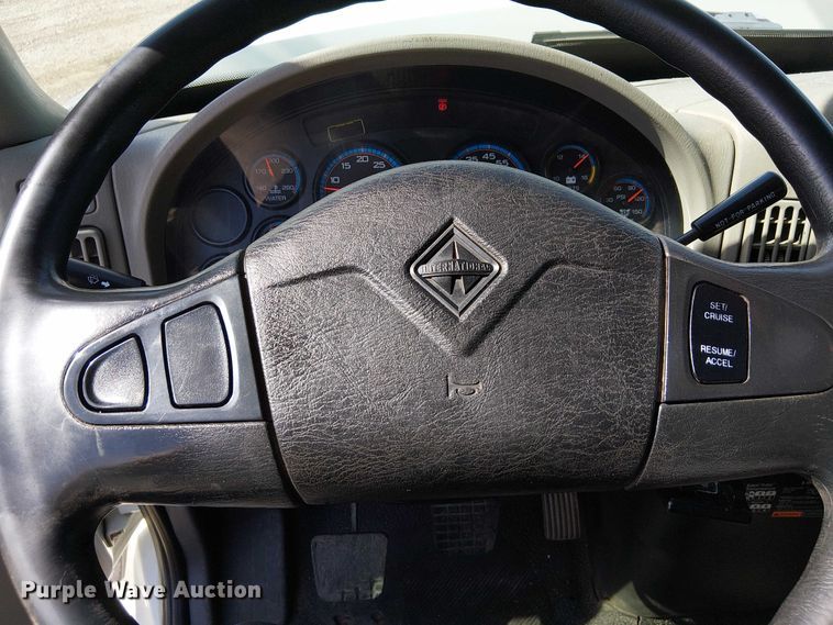 image for item EG1678 2010 International WorkStar 7500 Crew Cab crane truck