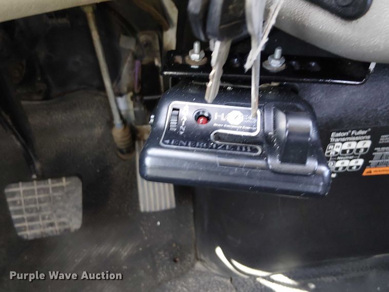 image for item EG1678 2010 International WorkStar 7500 Crew Cab crane truck