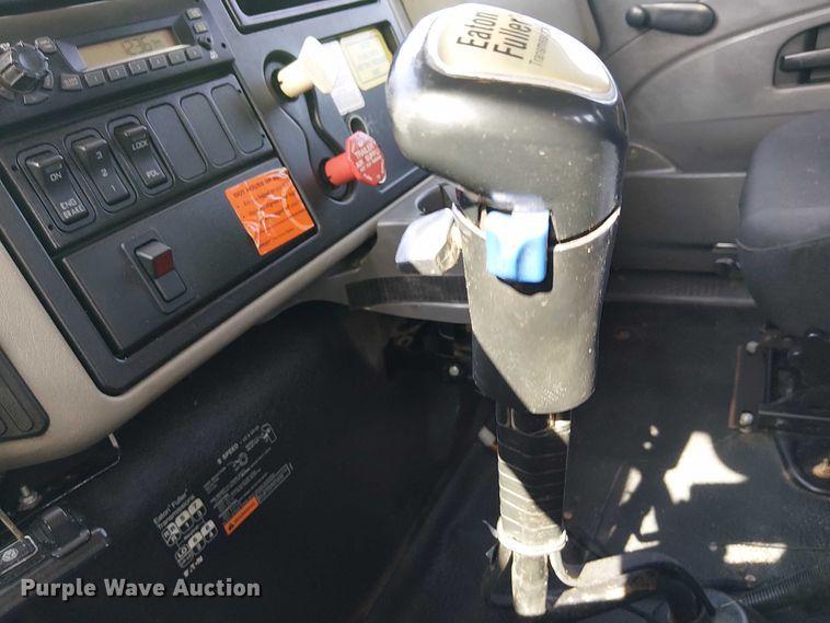 image for item EG1678 2010 International WorkStar 7500 Crew Cab crane truck