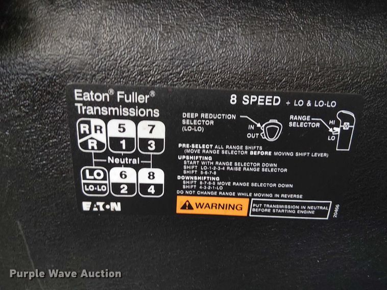 image for item EG1678 2010 International WorkStar 7500 Crew Cab crane truck