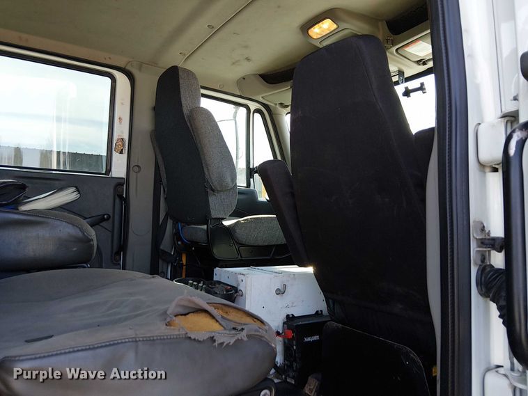 image for item EG1678 2010 International WorkStar 7500 Crew Cab crane truck