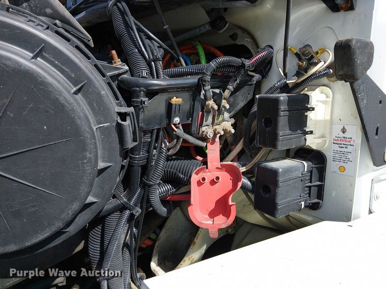 image for item EG1678 2010 International WorkStar 7500 Crew Cab crane truck