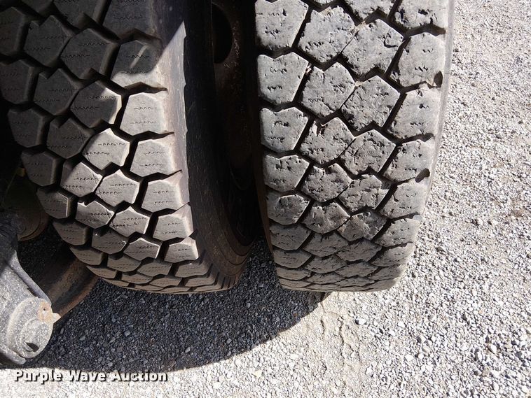 image for item EG1678 2010 International WorkStar 7500 Crew Cab crane truck