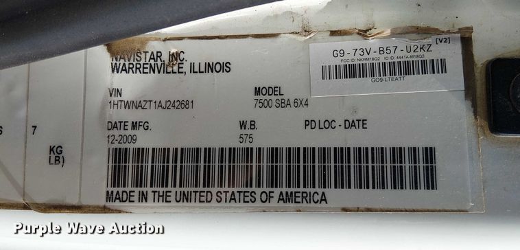 image for item EG1678 2010 International WorkStar 7500 Crew Cab crane truck