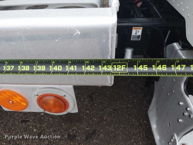 image for item EG1685 2014 Peterbilt 330 vacuum truck