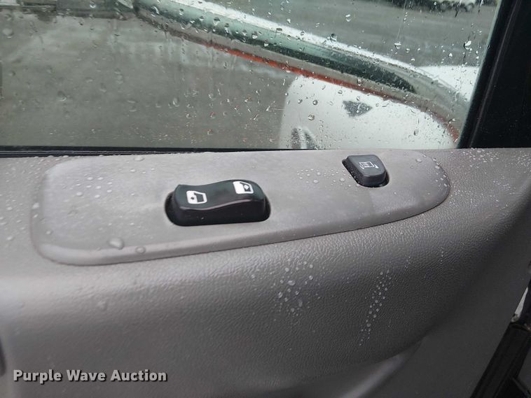 image for item EG1685 2014 Peterbilt 330 vacuum truck