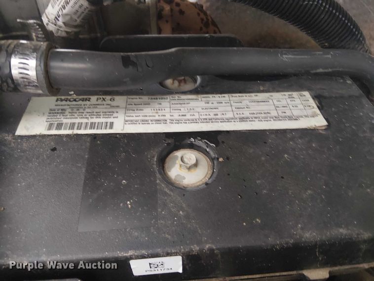 image for item EG1685 2014 Peterbilt 330 vacuum truck