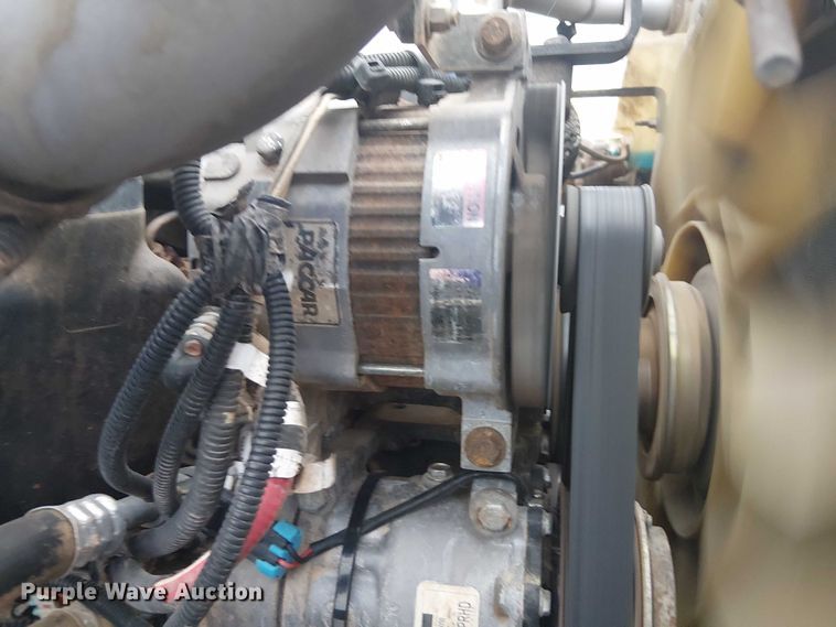 image for item EG1685 2014 Peterbilt 330 vacuum truck