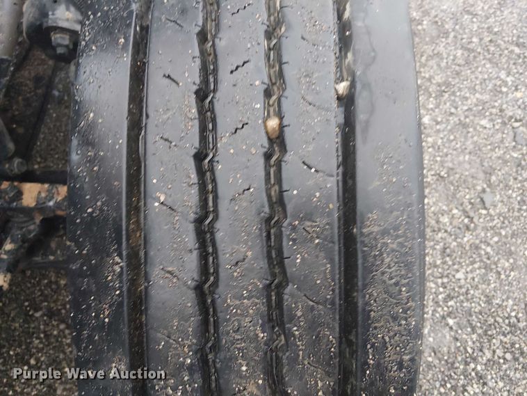 image for item EG1685 2014 Peterbilt 330 vacuum truck