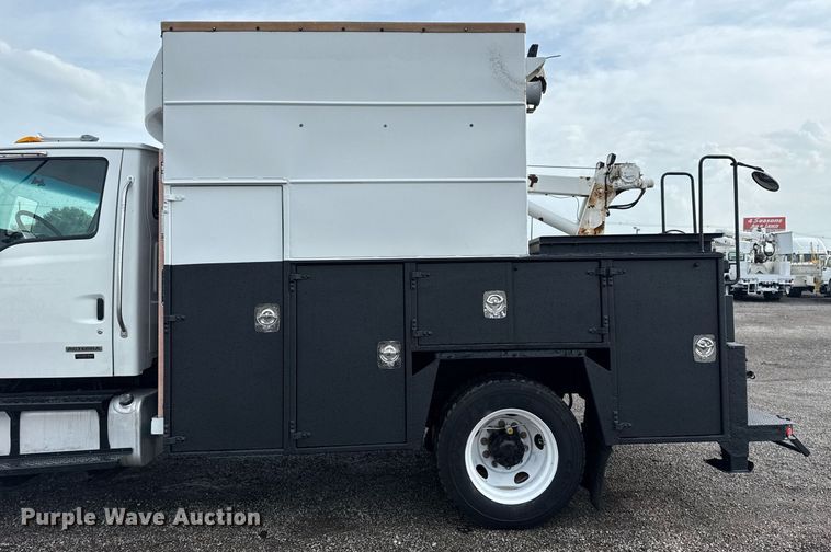 image for item EG6037 2007 Sterling Acterra utility / service truck