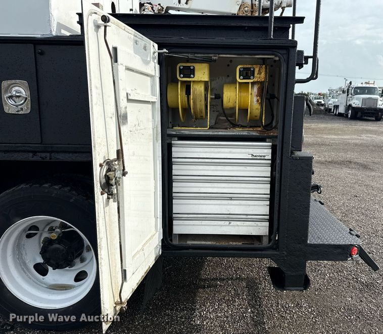 image for item EG6037 2007 Sterling Acterra utility / service truck