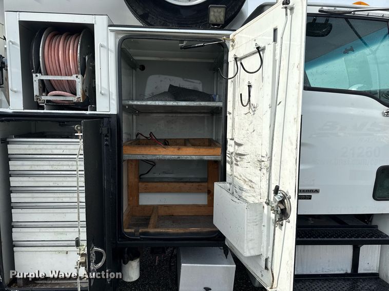 image for item EG6037 2007 Sterling Acterra utility / service truck