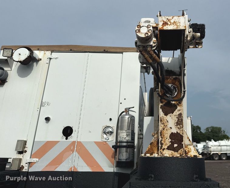 image for item EG6037 2007 Sterling Acterra utility / service truck