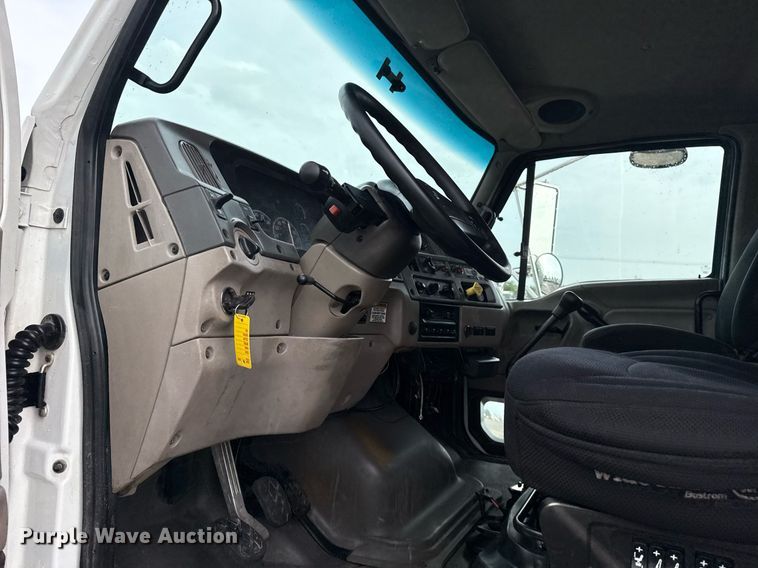 image for item EG6037 2007 Sterling Acterra utility / service truck