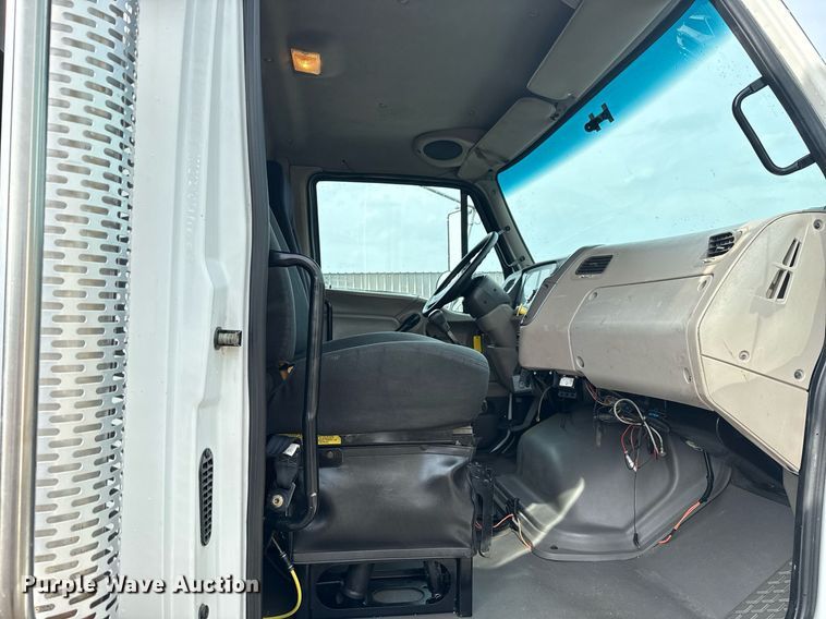 image for item EG6037 2007 Sterling Acterra utility / service truck