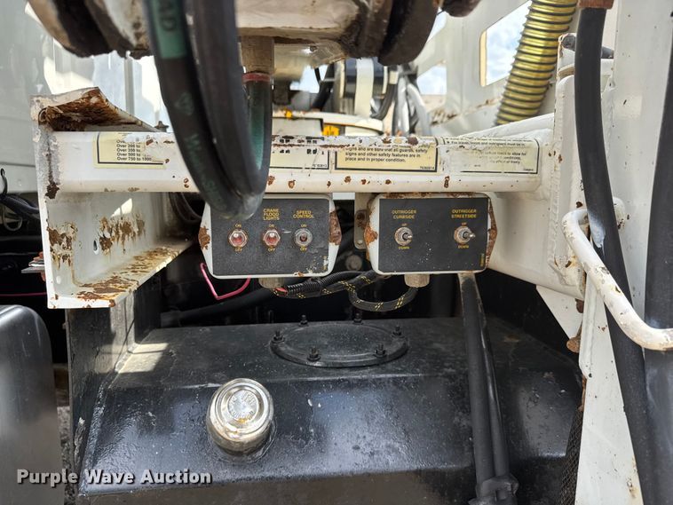 image for item EG6118 2007 Sterling Acterra crane truck