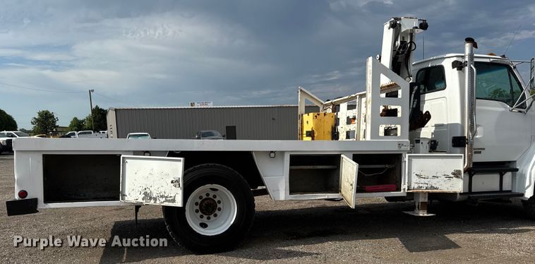 image for item EG6118 2007 Sterling Acterra crane truck