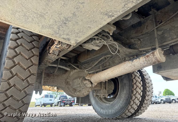 image for item EG6118 2007 Sterling Acterra crane truck