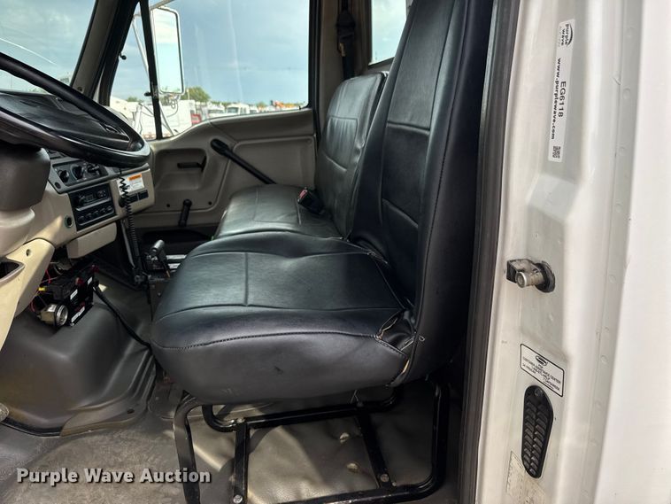 image for item EG6118 2007 Sterling Acterra crane truck