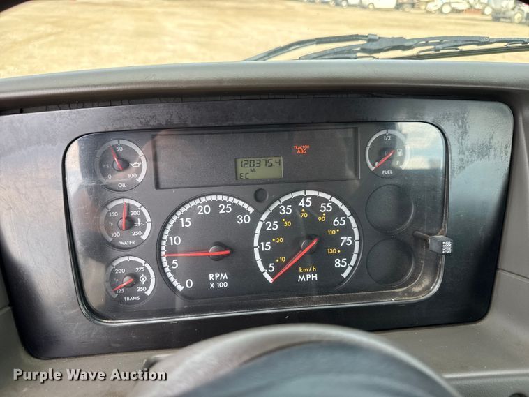 image for item EG6118 2007 Sterling Acterra crane truck