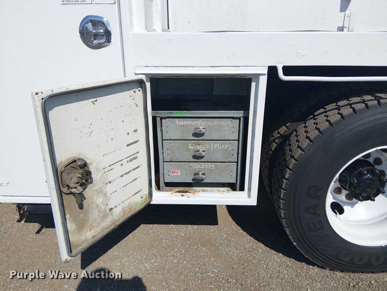 image for item EG8254 2009 International WorkStar 7500 Crew Cab crane truck