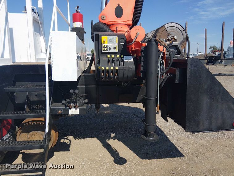 image for item EG8254 2009 International WorkStar 7500 Crew Cab crane truck