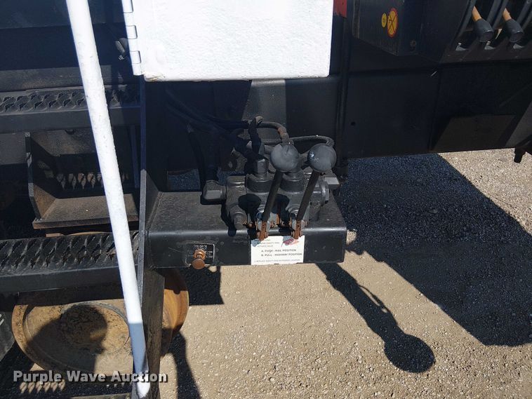 image for item EG8254 2009 International WorkStar 7500 Crew Cab crane truck