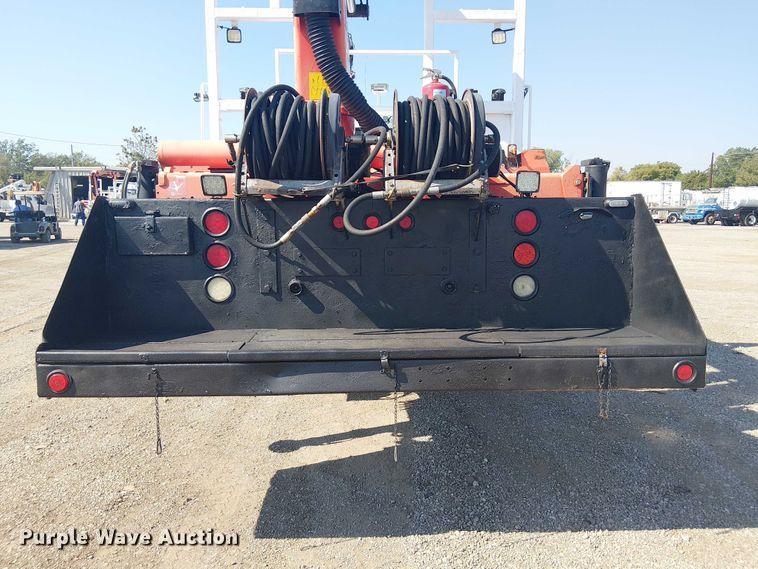 image for item EG8254 2009 International WorkStar 7500 Crew Cab crane truck