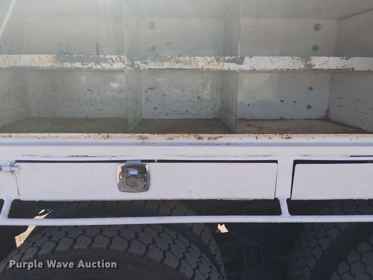 image for item EG8254 2009 International WorkStar 7500 Crew Cab crane truck