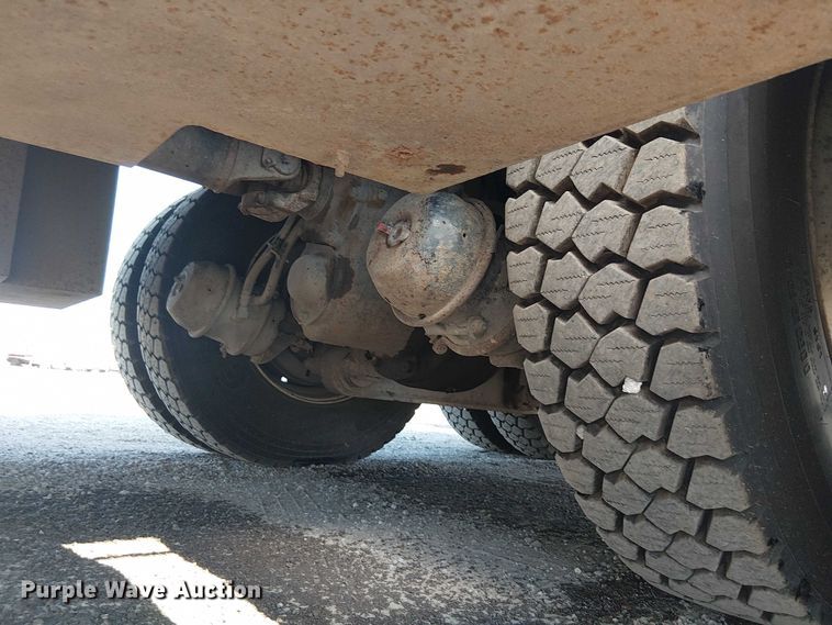 image for item EG8254 2009 International WorkStar 7500 Crew Cab crane truck