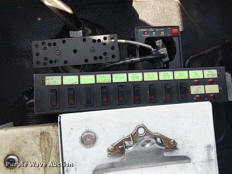 image for item EG8254 2009 International WorkStar 7500 Crew Cab crane truck