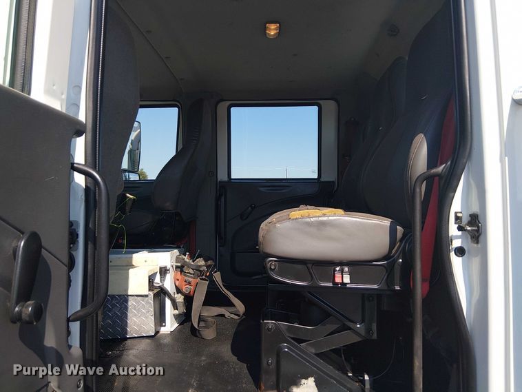 image for item EG8254 2009 International WorkStar 7500 Crew Cab crane truck