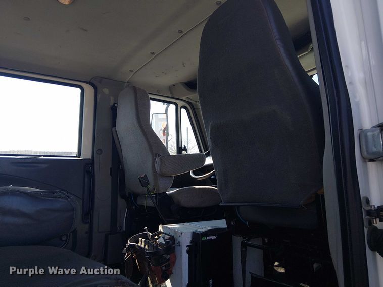 image for item EG8254 2009 International WorkStar 7500 Crew Cab crane truck