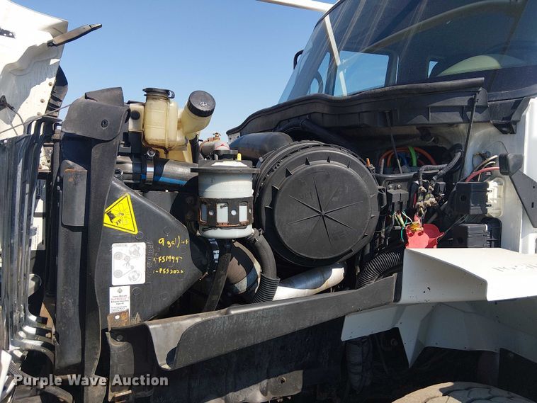 image for item EG8254 2009 International WorkStar 7500 Crew Cab crane truck