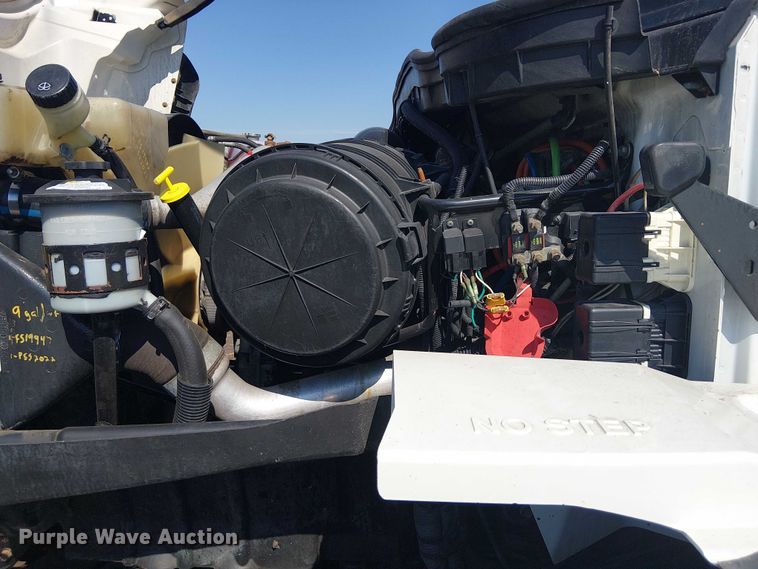 image for item EG8254 2009 International WorkStar 7500 Crew Cab crane truck