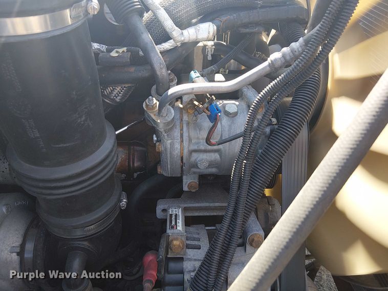 image for item EG8254 2009 International WorkStar 7500 Crew Cab crane truck