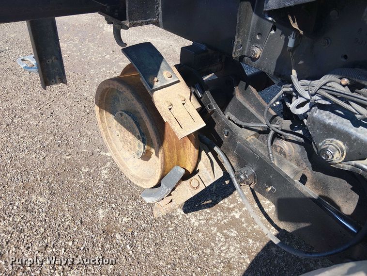 image for item EG8254 2009 International WorkStar 7500 Crew Cab crane truck