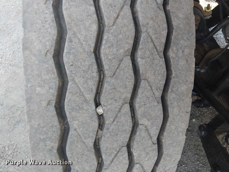 image for item EG8254 2009 International WorkStar 7500 Crew Cab crane truck