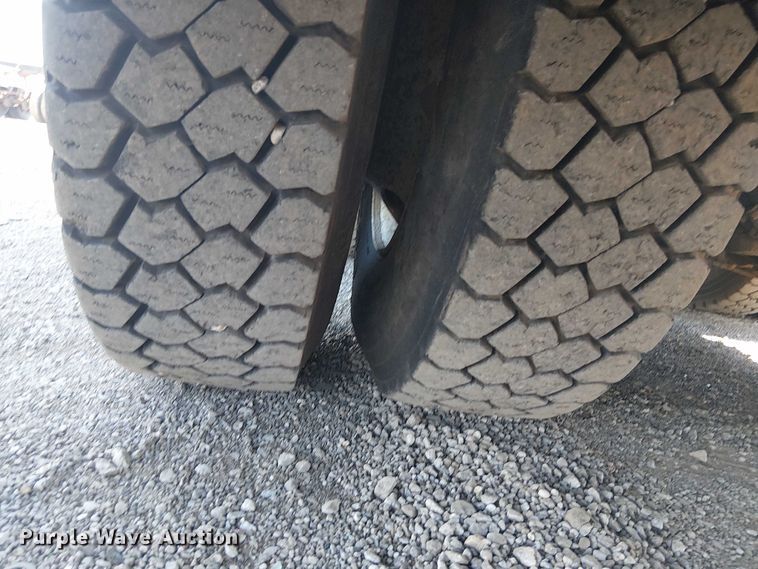 image for item EG8254 2009 International WorkStar 7500 Crew Cab crane truck