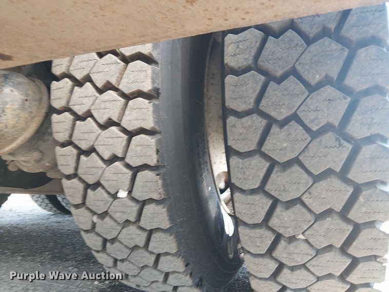 image for item EG8254 2009 International WorkStar 7500 Crew Cab crane truck