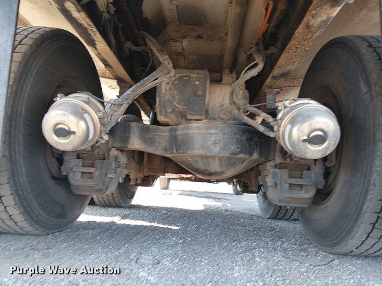 image for item EG8259 2007 Mack CTP713  water truck