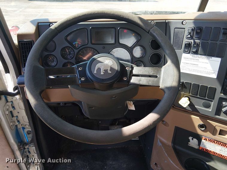 image for item EG8259 2007 Mack CTP713  water truck