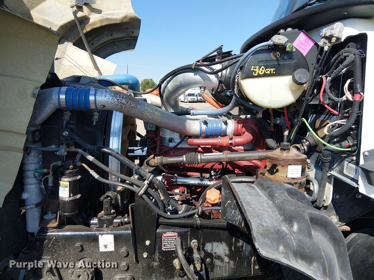 image for item EG8259 2007 Mack CTP713  water truck