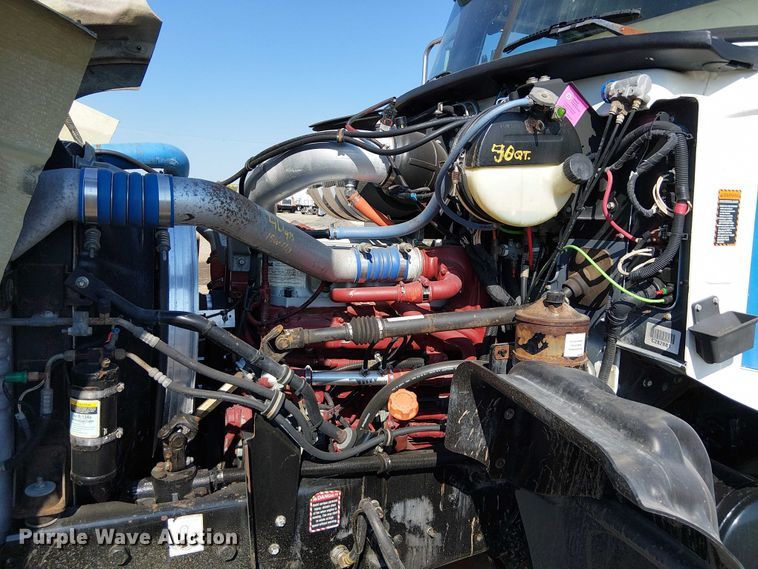 image for item EG8259 2007 Mack CTP713  water truck