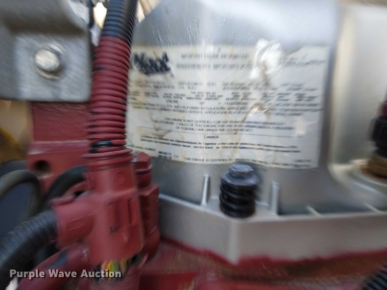 image for item EG8259 2007 Mack CTP713  water truck
