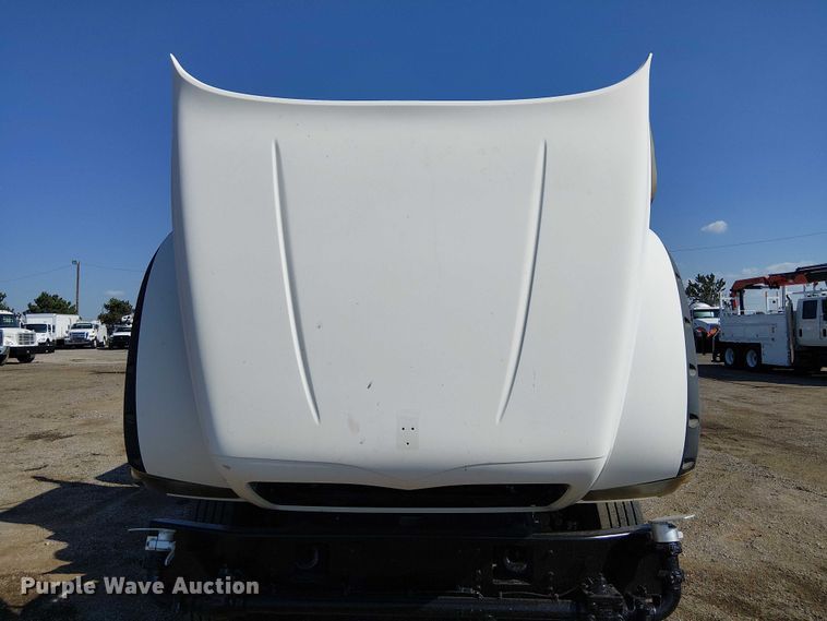 image for item EG8259 2007 Mack CTP713  water truck