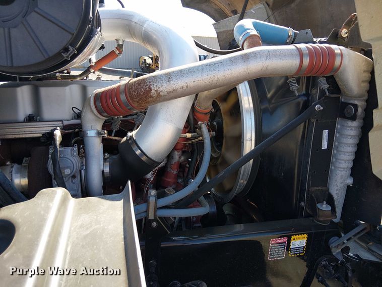 image for item EG8259 2007 Mack CTP713  water truck